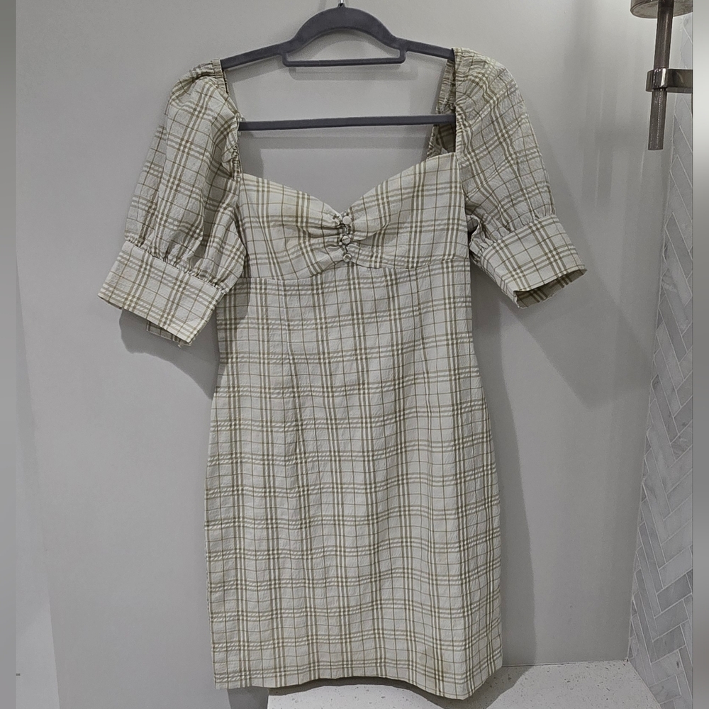 'Glamorous' Brand/ URBAN OUTFITTERS muted Plaid Puff Sleeve Mini Dress. CUTE!